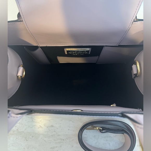 VALENTINO BY MARIO VALENTINO
Marie Logo Leather Top Handle Bag - Picture 4 of 8